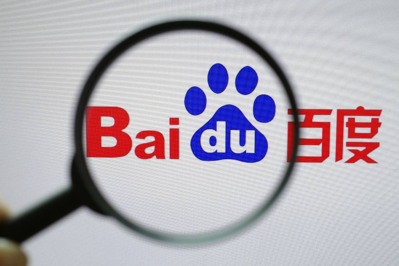 310彩客女子忍痛踩趾压板脚喷血